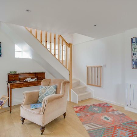 Little England Cottage Milborne Saint Andrew エクステリア 写真