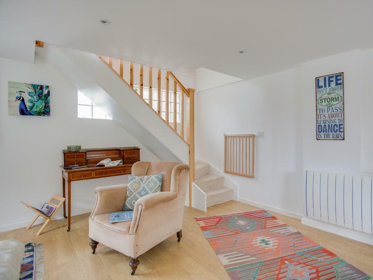 Little England Cottage Milborne Saint Andrew エクステリア 写真